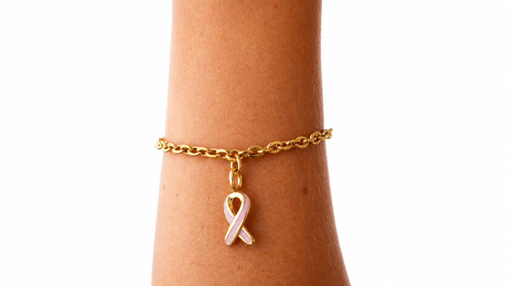 Pulsera dorada brazo