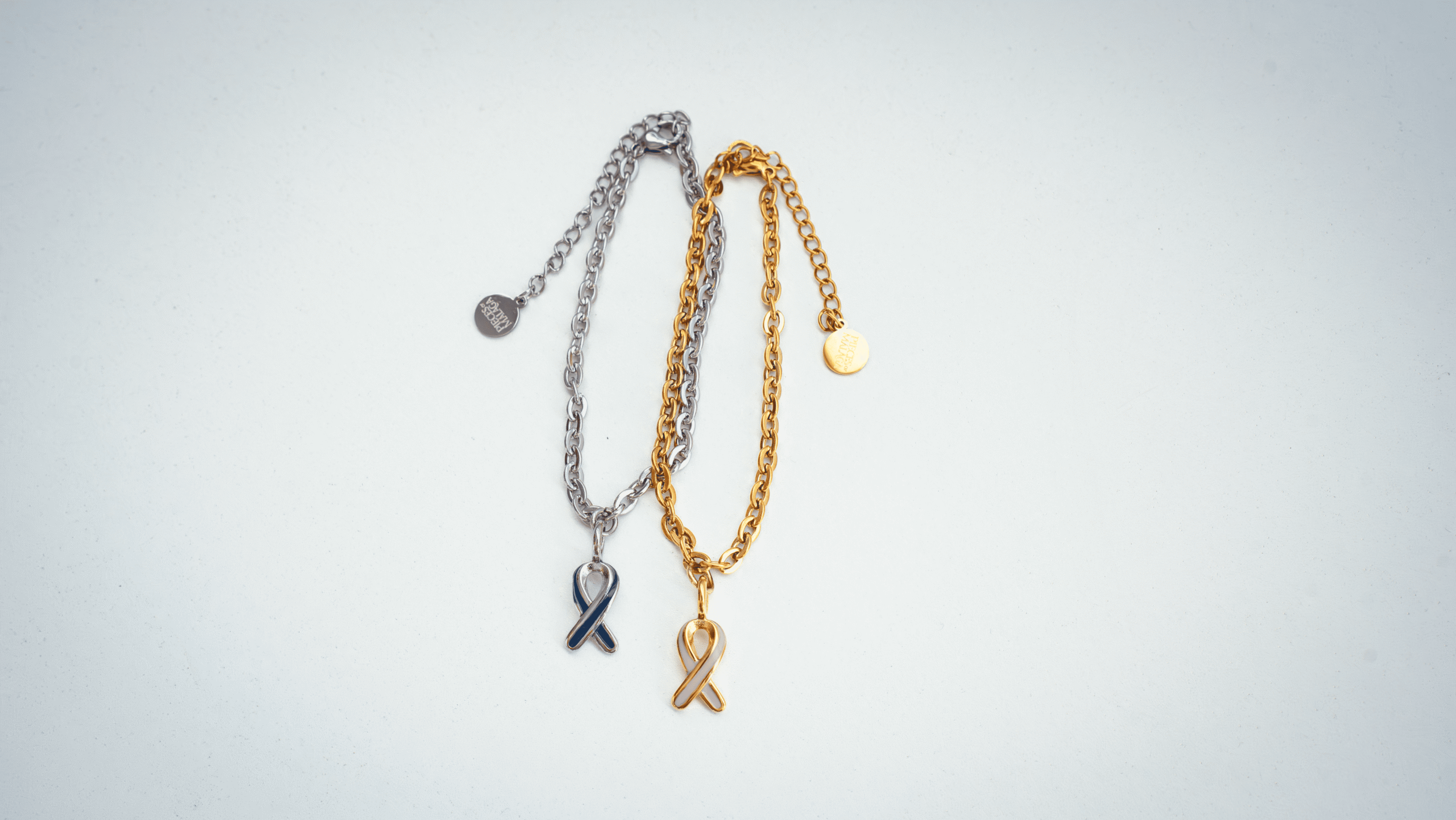 Pulseras metálicas mesas 2